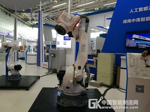 强大的前沿技术会让企业管理去向何方?
